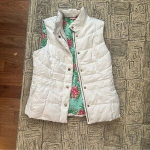 POSH STORE CLOSING 
Lilly Pulitzer Lauren puffer vest